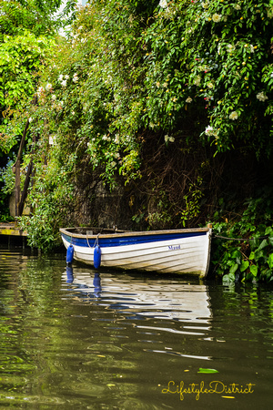 Little Venice in London is a beautiful area for a boat trip