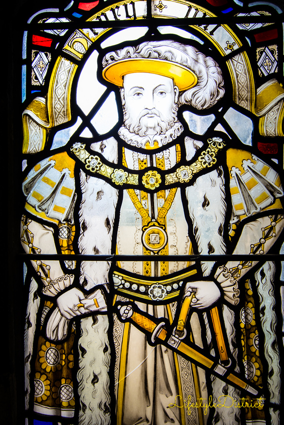 A depiction of Henry VIII at Bristol Cathedral by Virginia Allwood Le Shop UK Photography