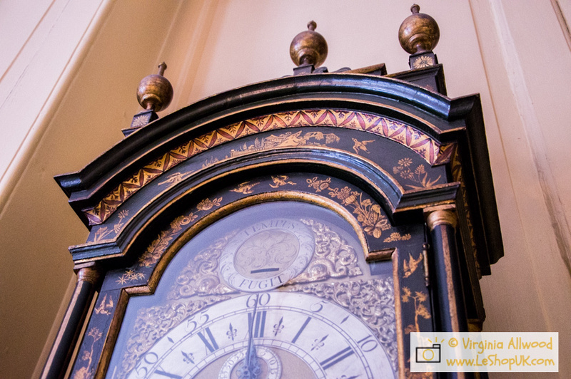 When visiting the Red Lodge Museum, I spotted this beautiful clock decorated with oriental and chinese motifs